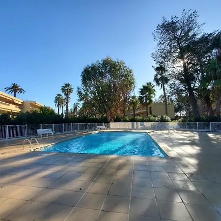 Апартаменты L'eden - Spacieux 3p Bord De - Juans Les Pins Антиб